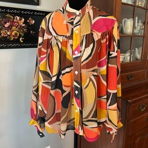 Beautiful multi-colored sheer top, bat wing sleeves, size medium